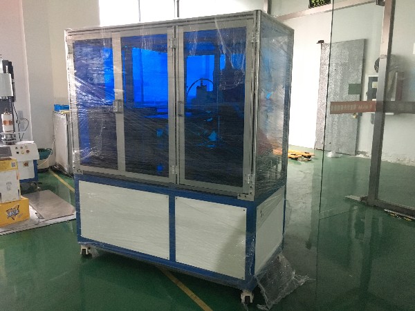 專車提貨發(fā)往南京動(dòng)車閘片自動(dòng)分解機(jī)—挪亞方舟